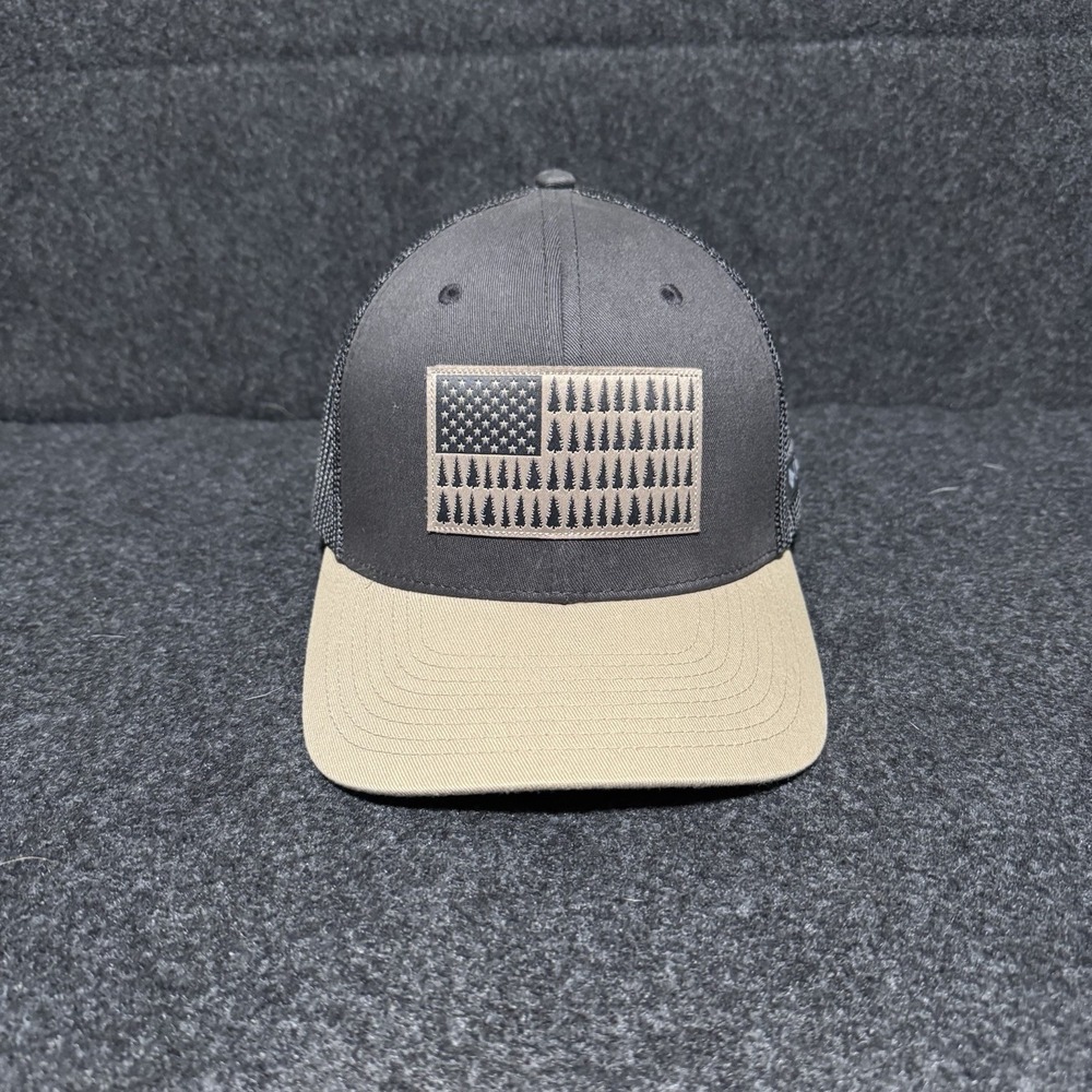 Columbia‎ Hat Black/Tan American Flag Christmas Tree Design L/XL